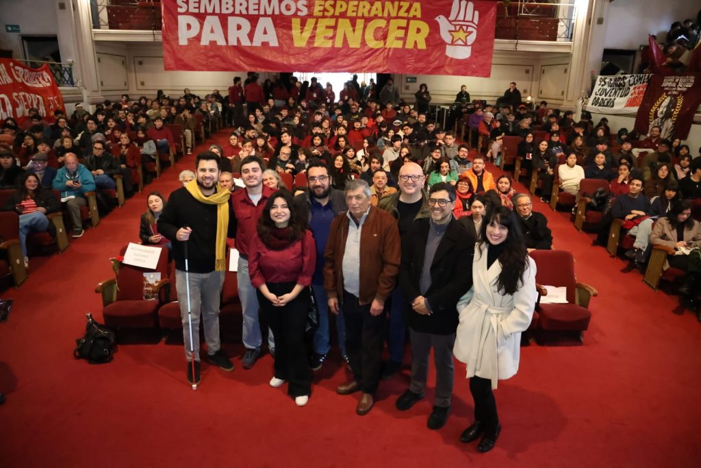 juventudes-comunistas-conmemoraron-93-a-os-de-historia-el-siglo