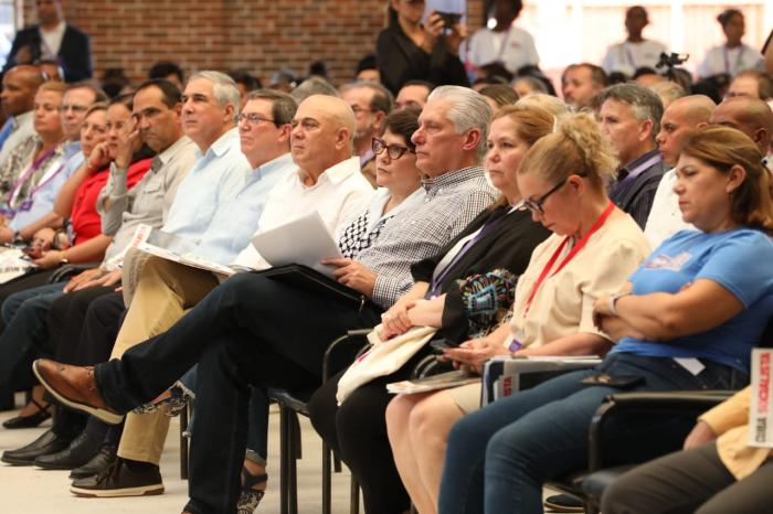 Asiste Presidente cubano a la inauguración del Coloquio Internacional Patria