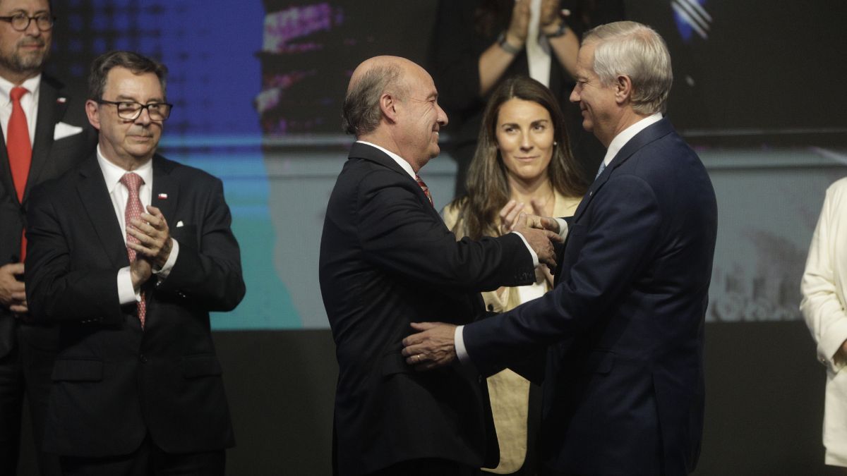 Megaproyecto de Kast. Beneficio a grandes empresas y súper ricos, “regresivo” y un “manotazo” a las familias trabajadoras