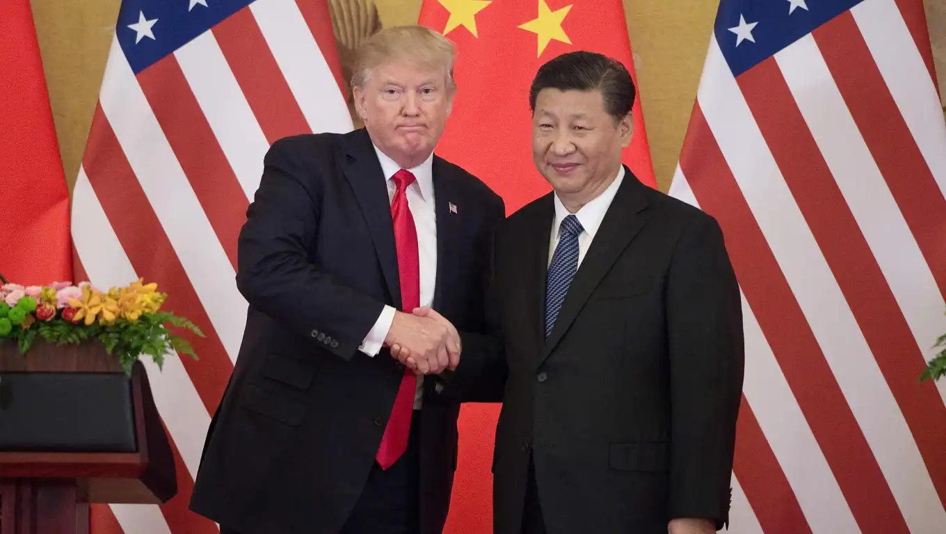 Comentario de Xinhua: Conducir hacia adelante de manera estable las relaciones entre China y EEUU
